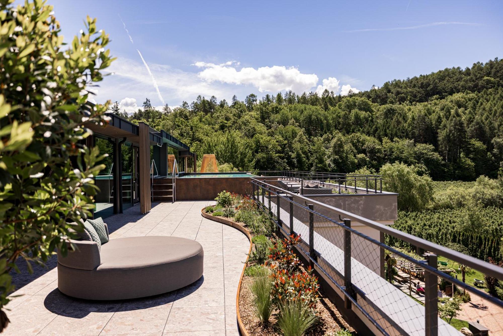 Gartenhotel Moser Апиано сула Страда дел Вино Екстериор снимка