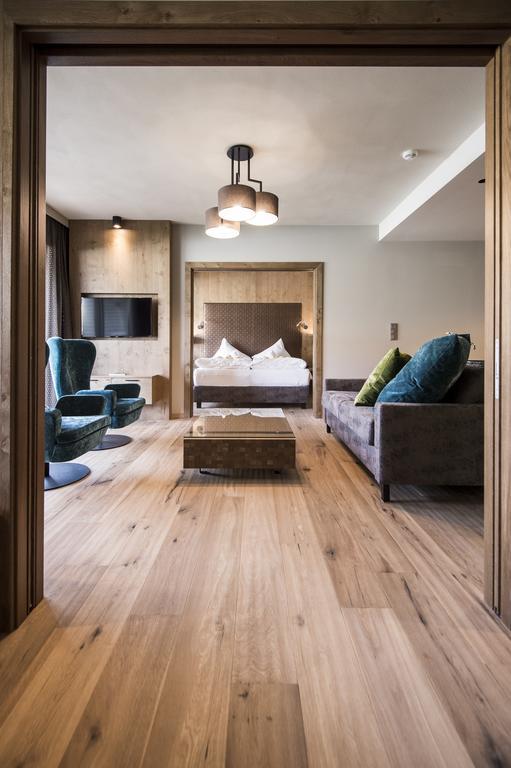 Gartenhotel Moser Апиано сула Страда дел Вино Екстериор снимка