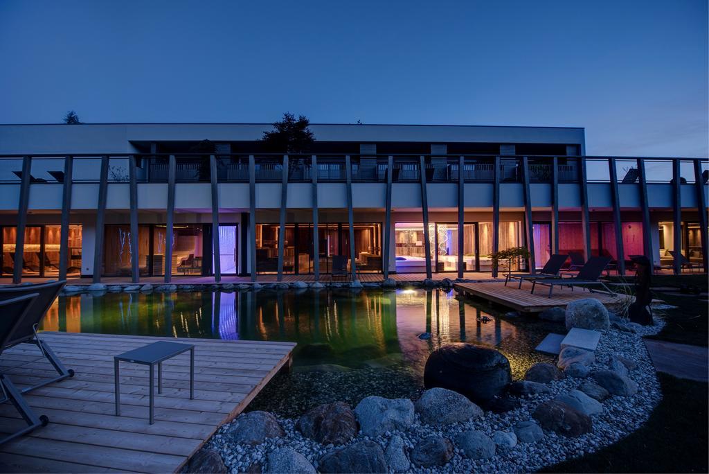 Gartenhotel Moser Апиано сула Страда дел Вино Екстериор снимка